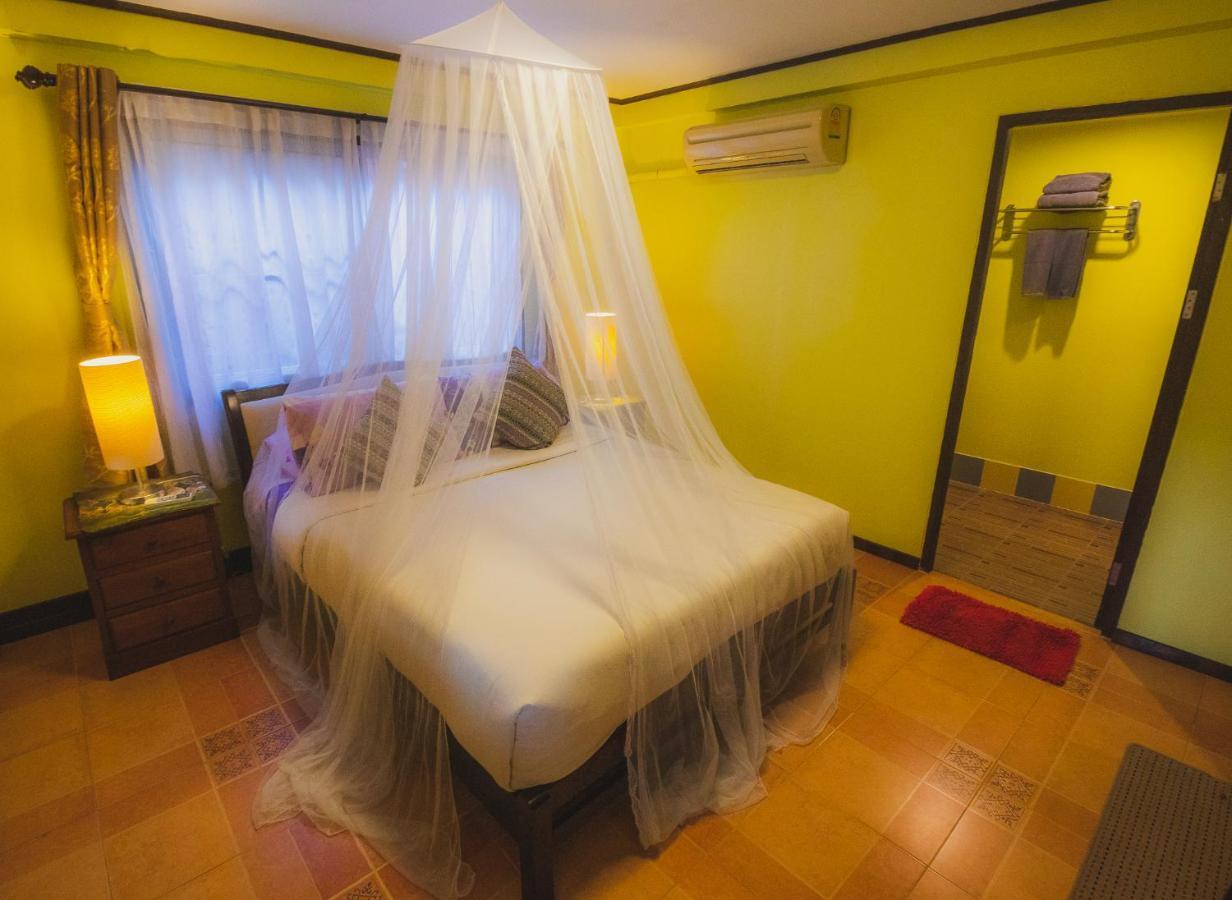 Joy'S House & Tour Bed & Breakfast Chiang Mai Ngoại thất bức ảnh
